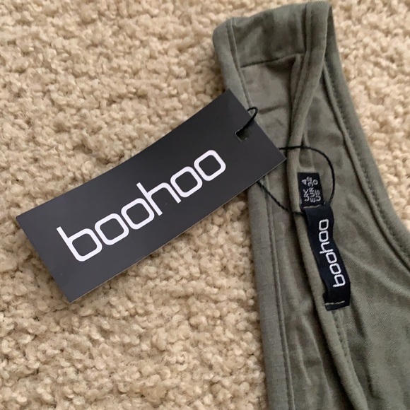 NWT Boohoo Low Scoop Bodysuit - Picture 4 of 4
